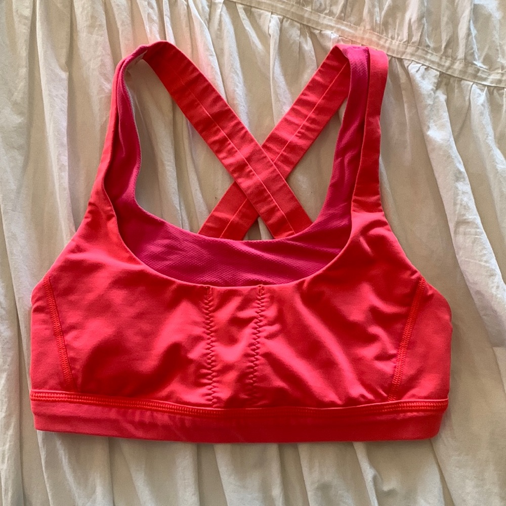 Lululemon hot pink sports bra size 4